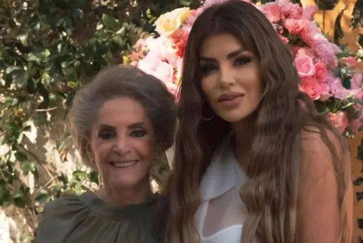 Así posó Mariana González con su suegra Doña Cuquita&nbsp;