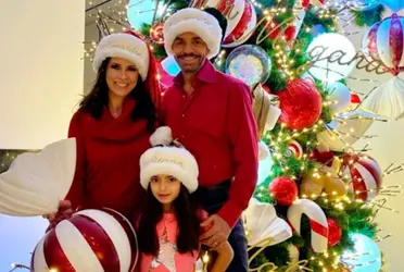 Eugenio Derbez comparte sesión navideña junto a su familia 