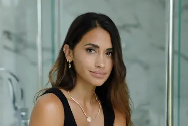 Antonela Roccuzzo una vez más sorprende con radiante look