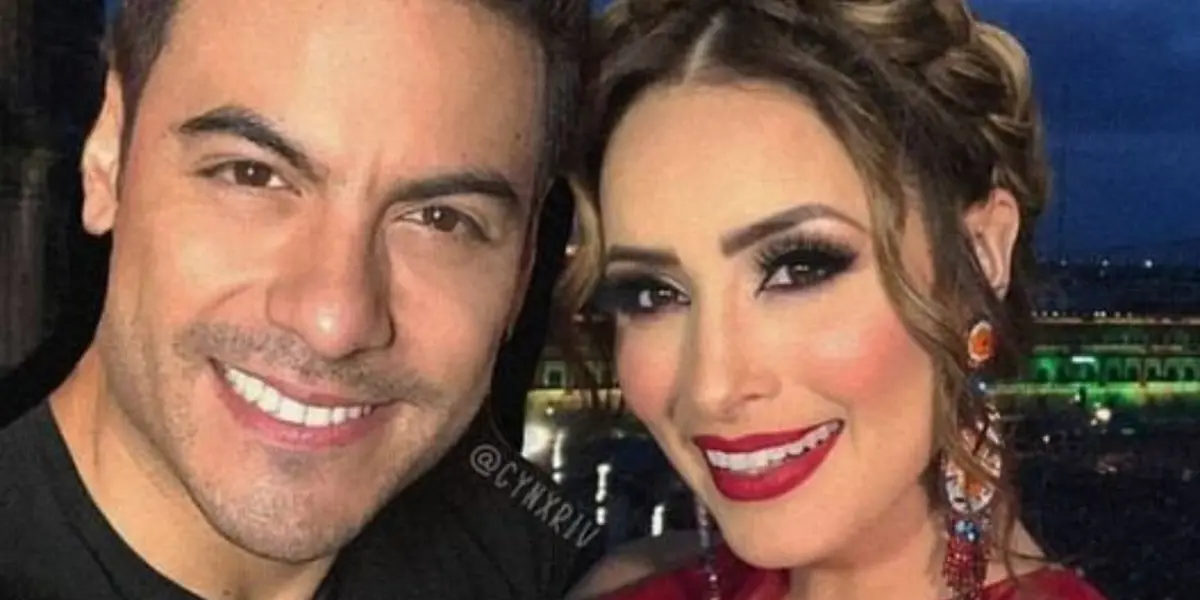 Carlos Rivera felicita Cynthia Rodríguez 