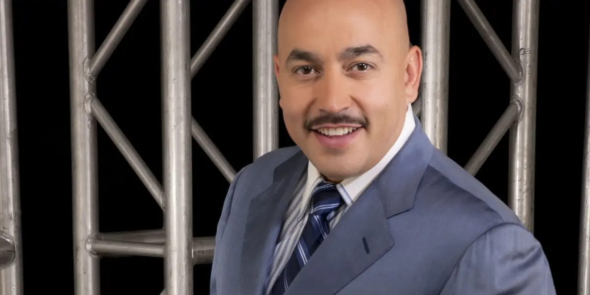 Lupillo Rivera estaría enamorado 